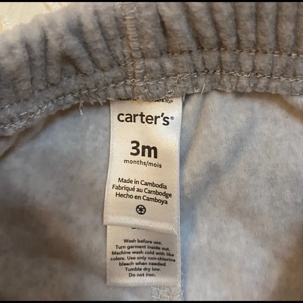 🎉Carter’s Pull on Casual Pants size :0-3 M
